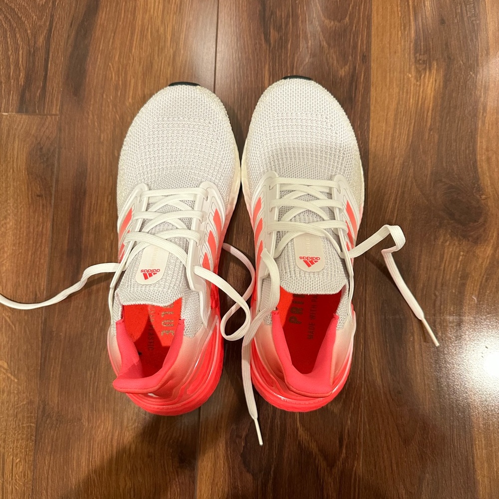 Adidas boosts - Picture 3 of 4